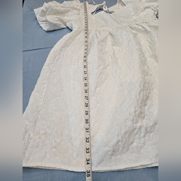 NWT Hausen White Puff Textured Sleeve Dress, Medium - Picture 11 of 12